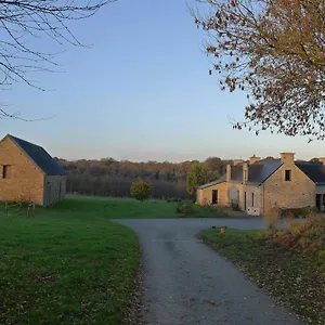 Couette-café Le Nid D'hirondelles, Plougoumelen
